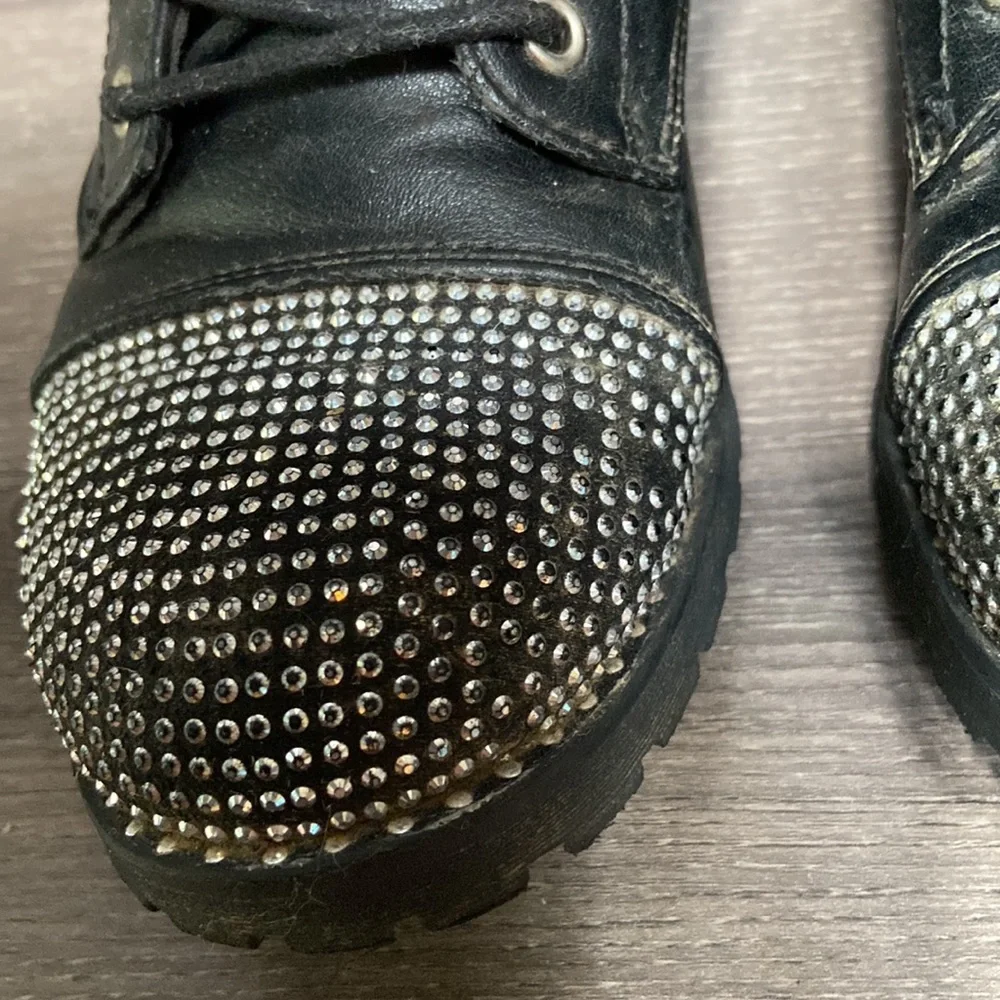 Tahari Studded Combat Boots Girls Size 2 Black Faux Leather Zip Up Side Zipper